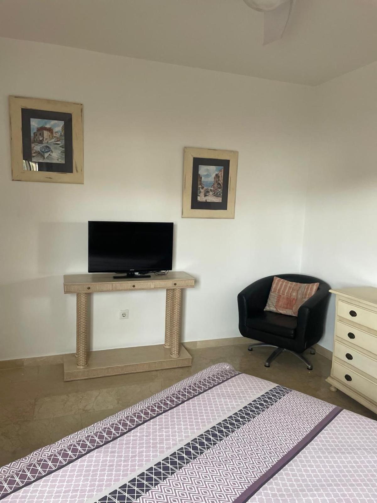 Appartement Urb Alcantara